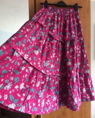 Laura Ashley Vintage 100 Cotton Floral Tiered Full Circle Gypsy Skirt Size 10