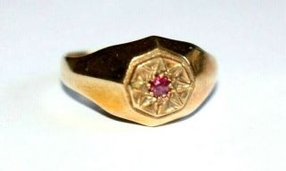 Vintage 9ct Gold Signet Ring With Star Design & Natural Ruby.  Size O.
