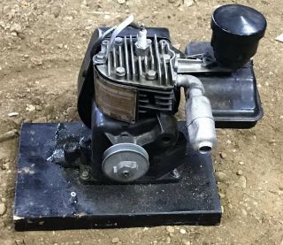 Vintage Antique Small Portable Sears Engine 700014 Motor