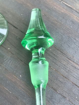 VINTAGE DEPRESSION ERA GREEN ETCHED PERFUME BOTTLE WITH GLASS CAP 5