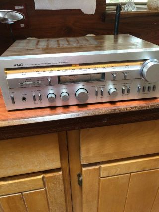 Akai Fm/am Stereo Receiver Model Aa - R30 Vintage Audio Amplifier Great