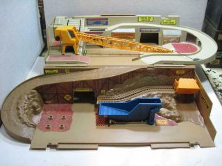 Vintage Hot Wheels 1979 " Sto - N - Go " Construction Site Play Set By Mattel