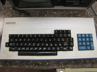 Vintage Portable KAYPRO II Computer with power cord and keyboard cable 3
