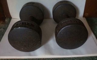 vintage YORK CAST IRON DUMBBELLS pair 30 Lb weights ROUND HEAD PRE LOGO 2