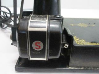 Vintage Singer Featherweight 221 Sewing Machine,  Case,  Pedal,  Accessories/Parts 10