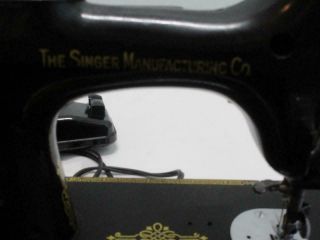 Vintage Singer Featherweight 221 Sewing Machine,  Case,  Pedal,  Accessories/Parts 11