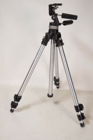 Vintage Bogen 3021 Tripod With Manfrotto 141 Head Made In Italy Perfectly 2