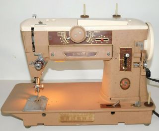 Vintage Singer 401a Sewing Machine W/ Foot Pedal Powers On: Needs Tlc