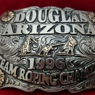 1996 RODEO TROPHY BUCKLE VINTAGE DOUGLAS ARIZONA TEAM ROPING CHAMPION 676 7