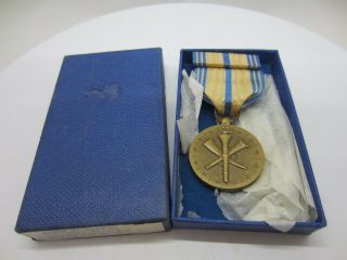 Early Armed Forces Reserve Service Medal With Issued Ribbon Brooch