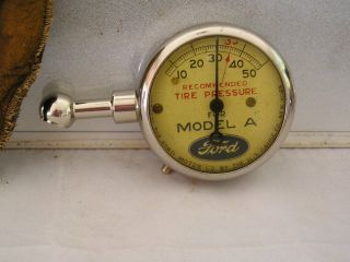 Vintage Model A Ford US Tire Gauge a Antique Pouch plus a very Rare US Gauge BOX 5