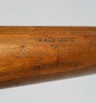 1925 - 28 Babe Ruth 40 B.  R.  Gold Letter 33 " Vtg Louisville Slugger Baseball Bat