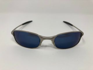 Vtg Oakley A Wire 2.  0 Titanium Silver Frame Blue Iridium Lens Sunglasses Vd23