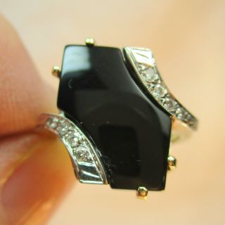 Vintage Art Deco 14k Gold Onyx & Diamond Ring - 5.  3 Grams - Size 4