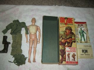 Vintage Hasbro 1964 G.  I.  Joe Action Soldier Blonde 7500