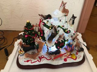 Danbury Corgi Christmas Doghouse | Lights Up | Retired | Rare