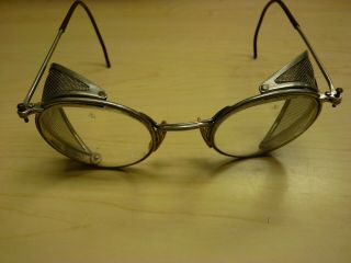 Antique Vintage Ao Fulvue Mesh Side Folding Safety Glasses Goggles
