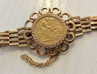 Ladies Vintage Solid 22 Carat Gold Half Sovereign Bracelet Lovely