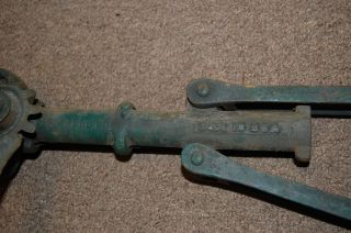Antique vintage Universal Rim Tool Ford model A T wheel tire 2