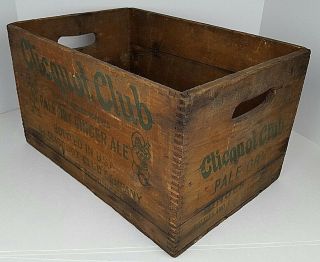 Vintage Clicquot Club Pale Ginger Ale Eskimo Boy Wooden Crate Carrier Millis,  Ma