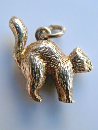Vintage 9ct Gold Frightened Cat Charm Pendant