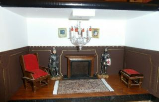 Vintage Tudor Style Dollhouse Roombox Fully Furnished