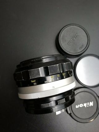 Nikon Nikkor - S Auto 55mm F/1.  2 1.  2/55 Fast Vintage Prime Lens With Caps 7