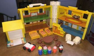 Fisher Price Little People Play Family Yellow House 952 100,  Box Vintage Toy