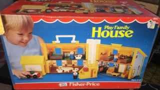 Fisher Price LITTLE PEOPLE PLAY FAMILY YELLOW HOUSE 952 100,  BOX VINTAGE TOY 2