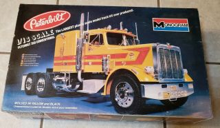 1980 Monogram 1/16 Peterbilt 359 Conventional Tractor Truck Model Kit 2500