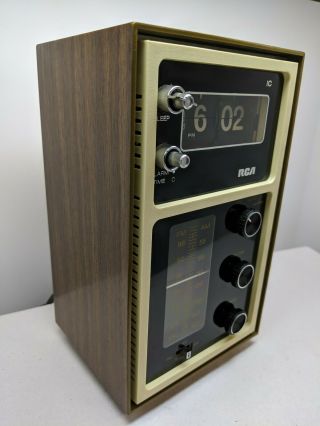 Vintage RCA Flip Clock Alarm AM/FM Radio Mod 1970 ' s Skinny,  Small Orange Glow 4