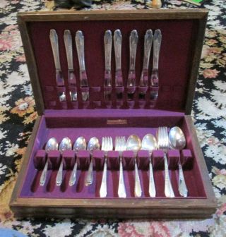 Boxed Set Rogers Is Gardenia Pattern Silverplate Flatware - Service For 8 - 50pc