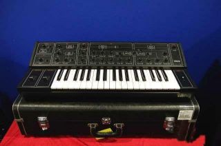 Yamaha Cs - 10 Cs10 1977 Vintage Analog Synthesizer Keyboard W/original Hard Case