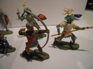 VINTAGE BRITAINS SWOPPET KNIGHTS 4