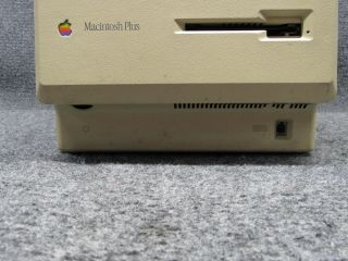 Vintage Apple Macintosh Plus1MB M0001A All - In - One Comp.  SIGNED CASING Steve Jobs 3
