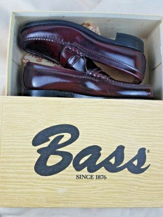 G.  H.  Bass & Co.  Women ' s Varsity Leather Loafers,  Size 9 D,  Burgundy,  VINTAGE 2