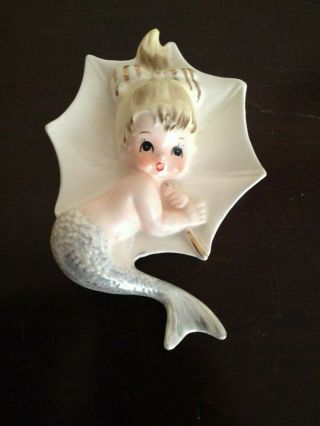 Vintage Ceramic Mermaid Holding Umbrella Bathroom Wall Plaque Figurine Rare