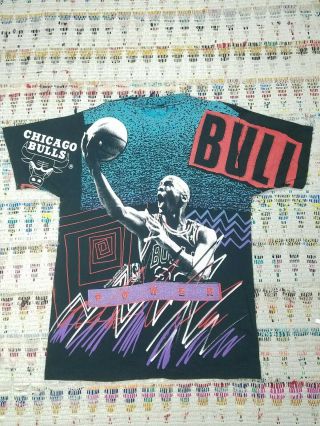 Vintage 90 ' s Magic Johnson T ' s All Over Print (XL) Michael Jordan Bulls T - Shirt 3