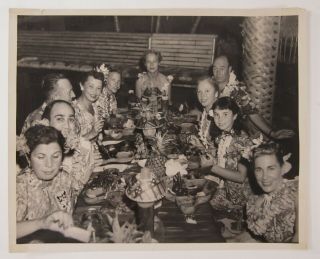 Vtg Tiki Bar Restaurant Luau Table Don The Beachcomber Waikiki Howell Photo