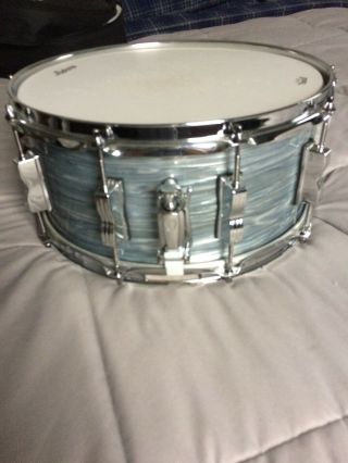 Ludwig Classic Maple Snare Drum 6.  5x14 