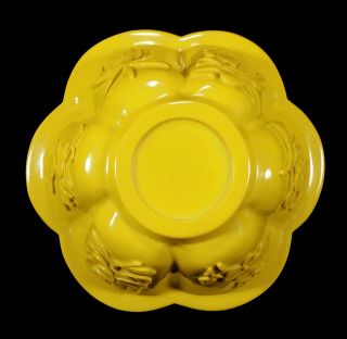 FINE OLD CHINESE YELLOW CARVED FLOWERS PEKING ART GLASS BOWL & WOOD STAND CHINA 4