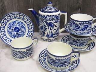 Vintage Anfora Pottery Hecho - En Mexico Blue White Coffee Pot & 4 Cups Saucers