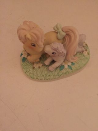My Little Pony " An Affectionate Moment " Porcelain Vintage G1 Statuette Hasbro