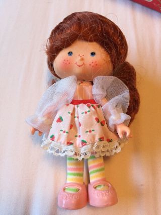 Vintage Strawberry Shortcake Herself Berrykin Doll MIB 2