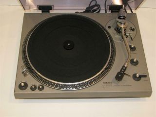 Vintage Technics SL - 1300 Direct Drive Turntable Exceptional w/ Cover 2
