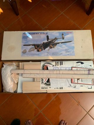 Vintage Balsa Wood Kit Wing Mfg ' S NORTH AMERICAN B - 25 Bomber R/C Model Airplane 5