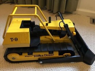 Vintage Mighty Tonka T - 9 Dozer Bulldozer Truck 43101 1970s