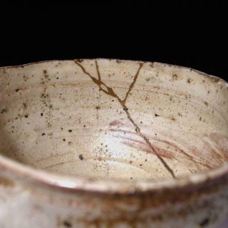 GJ12: Japanese tea bowl,  Hagi ware by Greatest potter,  10th Koraizaemon Saka 4