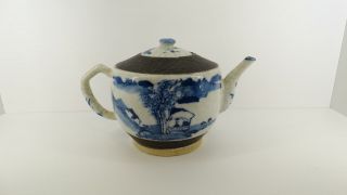 Antique Chinese Porcelain Blue and White Coffee Pot Signed Mark 19th c.  Qing 2