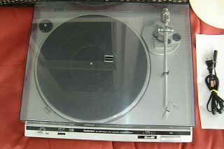 VINTAGE TECHNICS SL - D20 Direct Drive Automatic Turntable W/Dust Cover 3